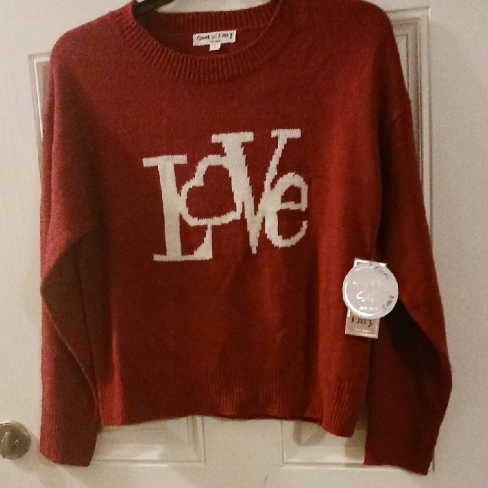 ****Size Large Womens Sweet Envy Red "Love" Sweater - NWT